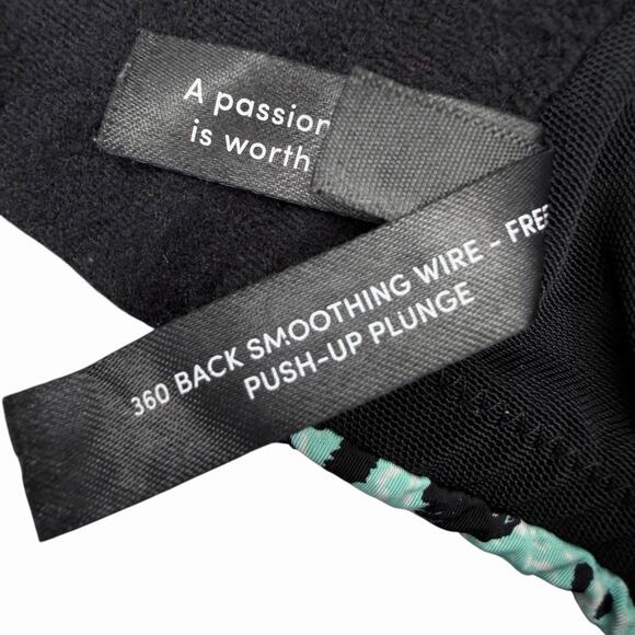 Torrid Curve Womens Leopard Print Push Up Plunge Bra Sz 40DDD - Picture 6 of 9